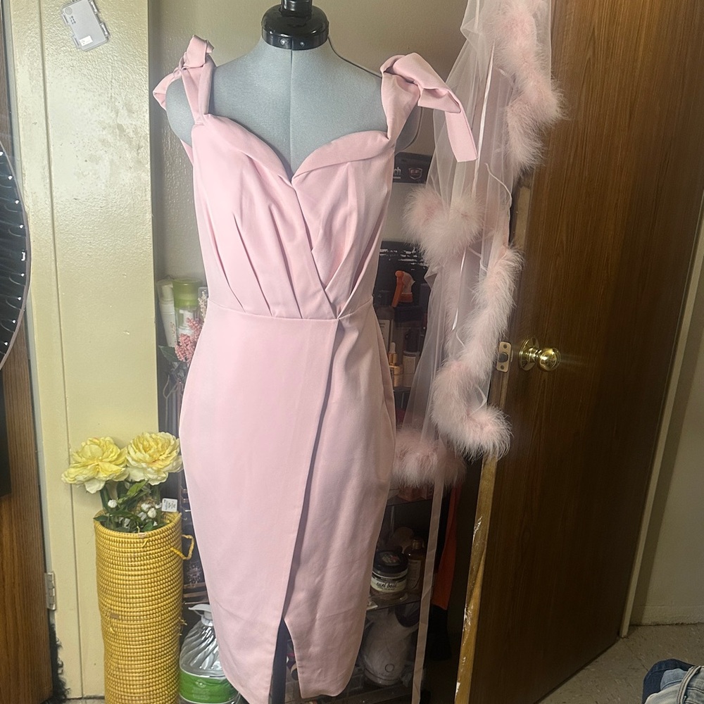 Elegant Pink Sleeveless Dress with bows - Picture 10 of 10